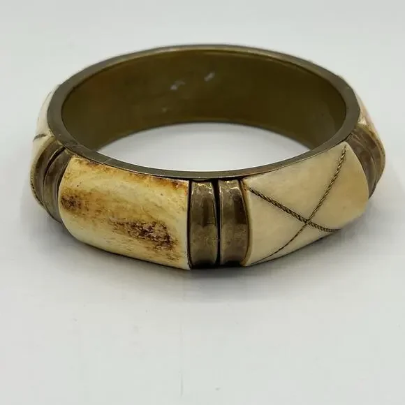 Stone Brass Women’s Cuff Bracelet Ivory Tone Slip On Boho Peasant Nature - Picture 7 of 13